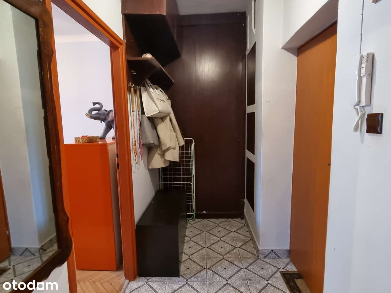 Idealne 2 pokoje przy metrze – gotowe do zamieszkania, Stawki-10