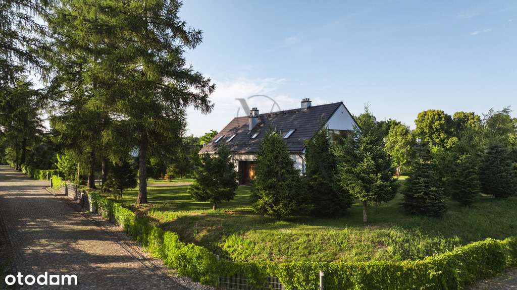 Dom na zamkniętym osiedlu, Mazury, jez. Nidzkie