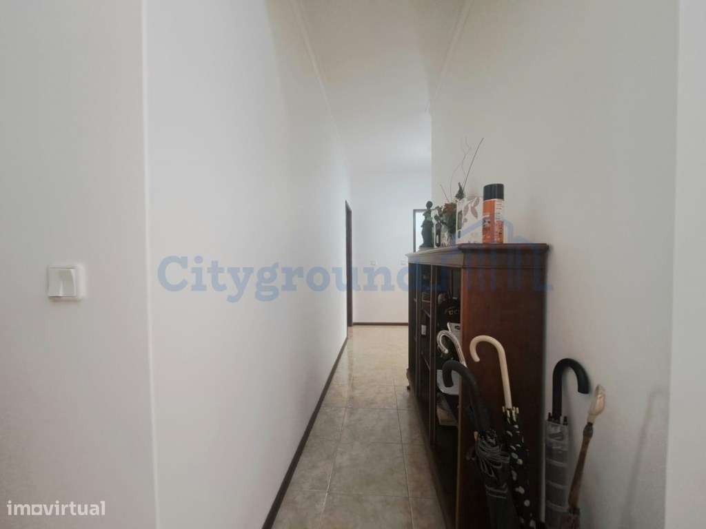 Excelente apartamento T3 com garagem e arrecadação - Marinha Grande-7