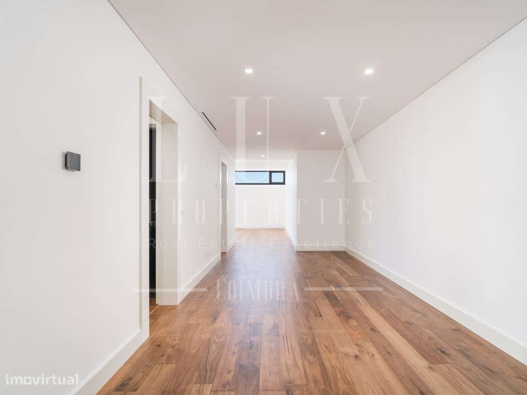 Apartamento T4 | Condomínio Zen | Quinta da Portela - Grande imagem: 3/49