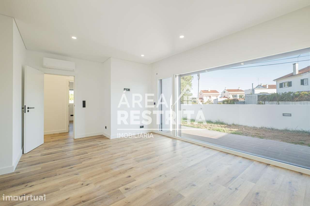 Moradia Térrea Isolada T3 com piscina em lote de 510m2 Quinta do Conde - Grande imagem: 5/59