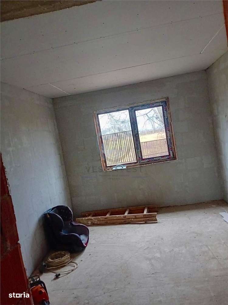 Casa cu 5 camere in localitatea Sacuieni - Imagine principală: 5/10