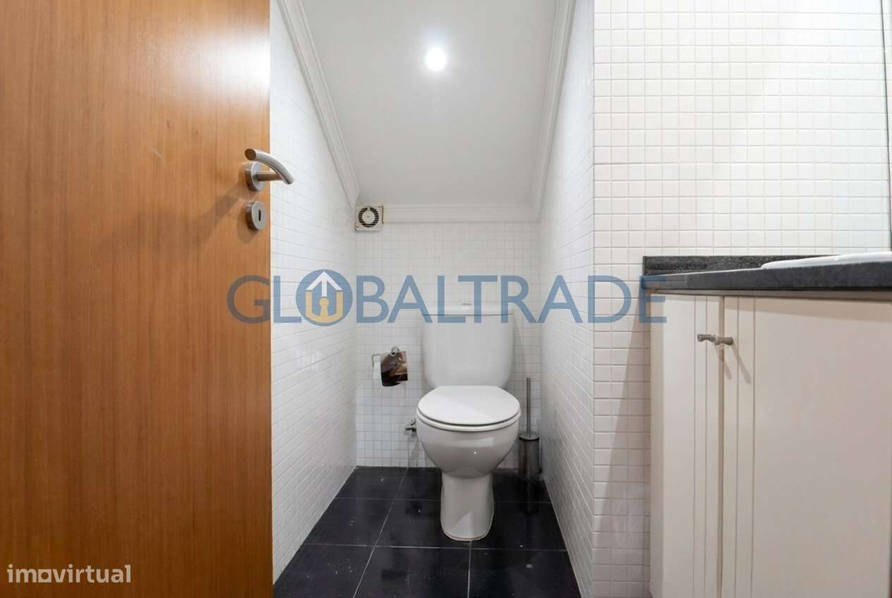 Duplex T2+1 com vista mar em Canidelo-22