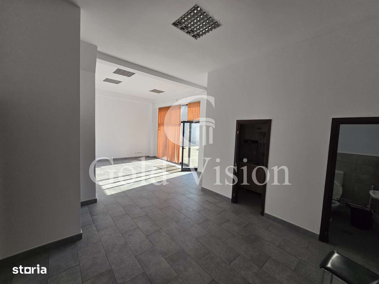 Spatiu comercial de 175 mp, parcare, curte de 150 mp, strada Gh. Doja - Imagine principală: 1/8