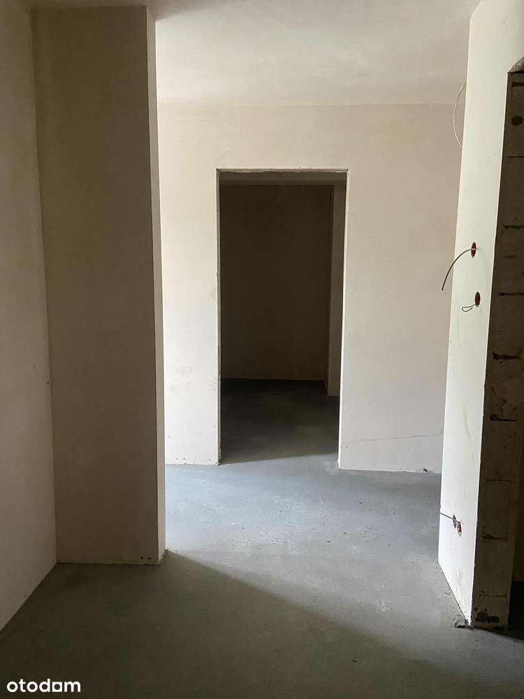 Nowoczesne 4-pokojowe mieszkanie w centrum miasta-8