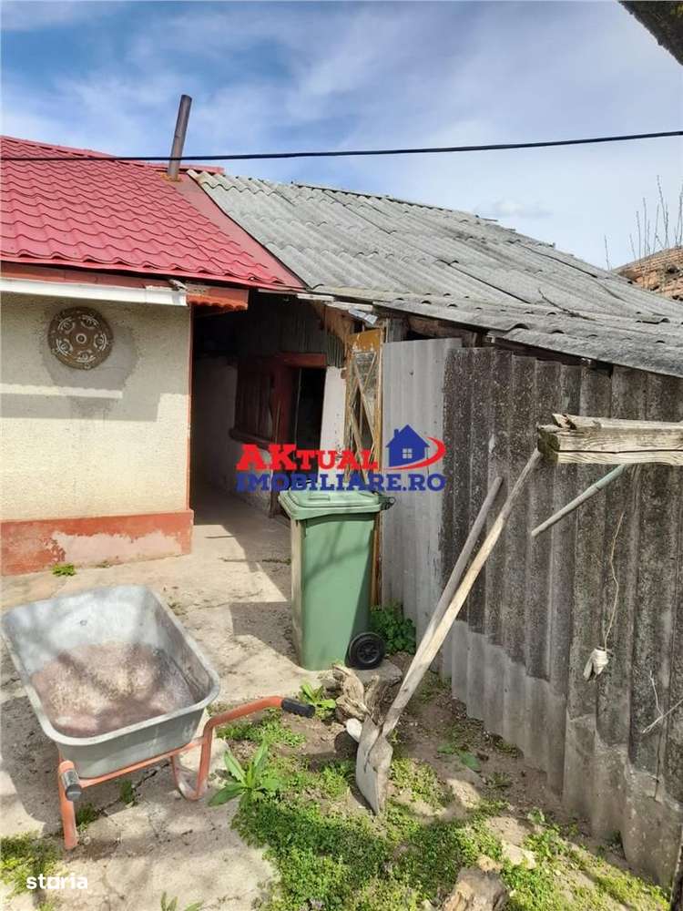 Vanzare Casa cu Teren 1200mp in Com.Mihai Bravu-Giurgiu-2