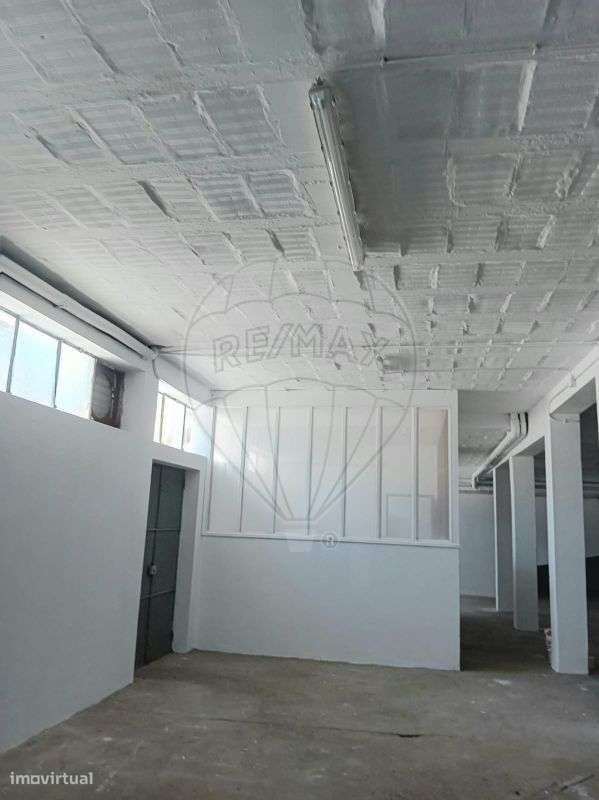 Armazém  para arrendamento - Grande imagem: 3/11