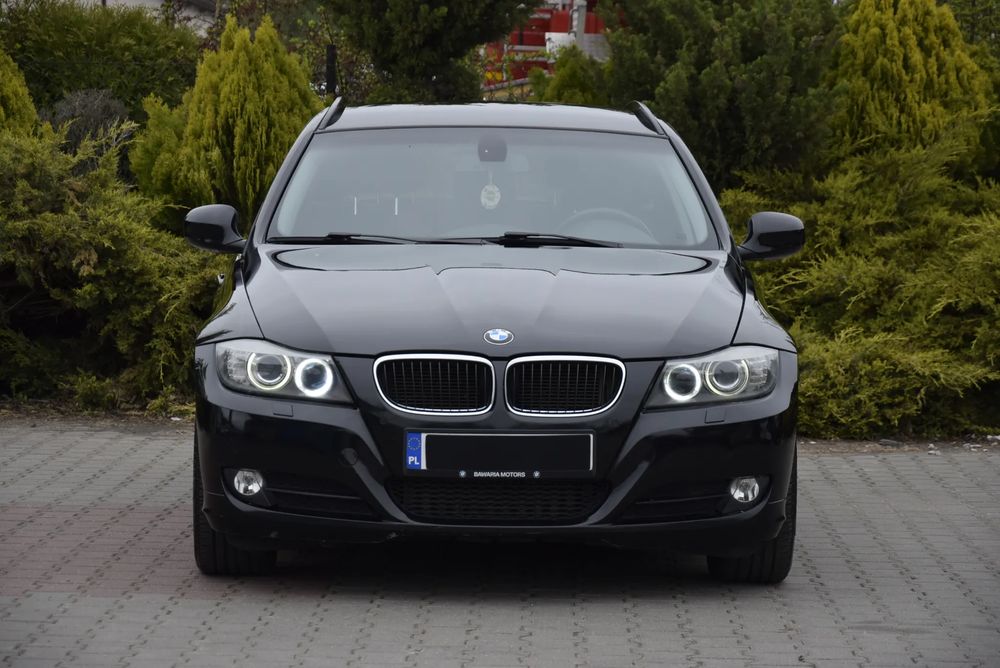 BMW 3 Series E90/E91/E92/E93 2011
