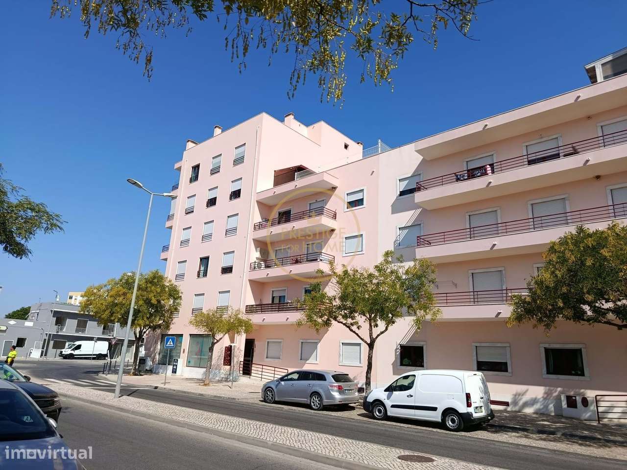 Apartamento T2 na zona de Vale de rãs, das zonas mais reconhecidas em - Grande imagem: 5/26