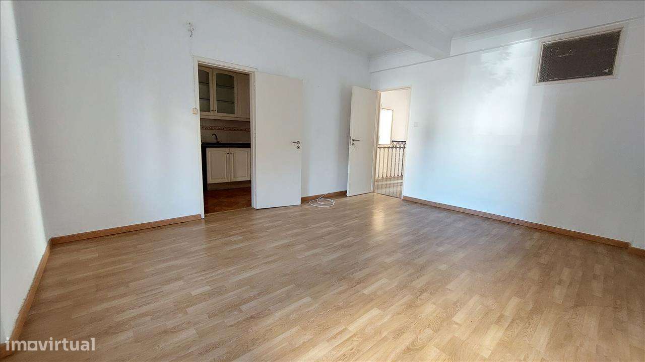 Apartamento T2 - Monte Abraão - Grande imagem: 5/10