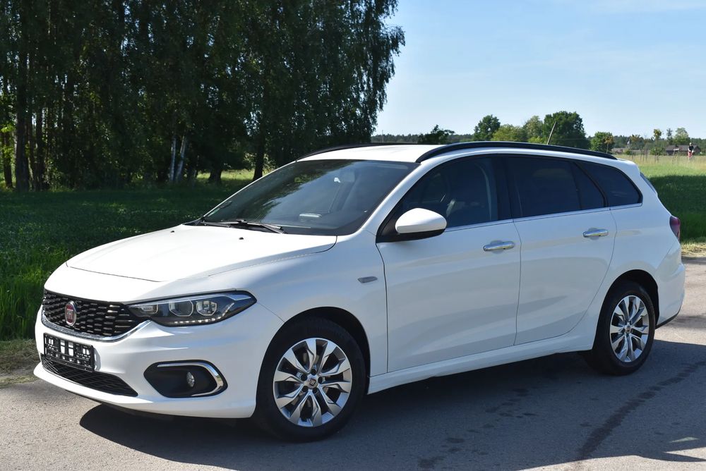 Fiat Tipo II 1.4 T-Jet Lounge 2018