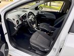 Chevrolet Aveo 1.6 LTZ - 19