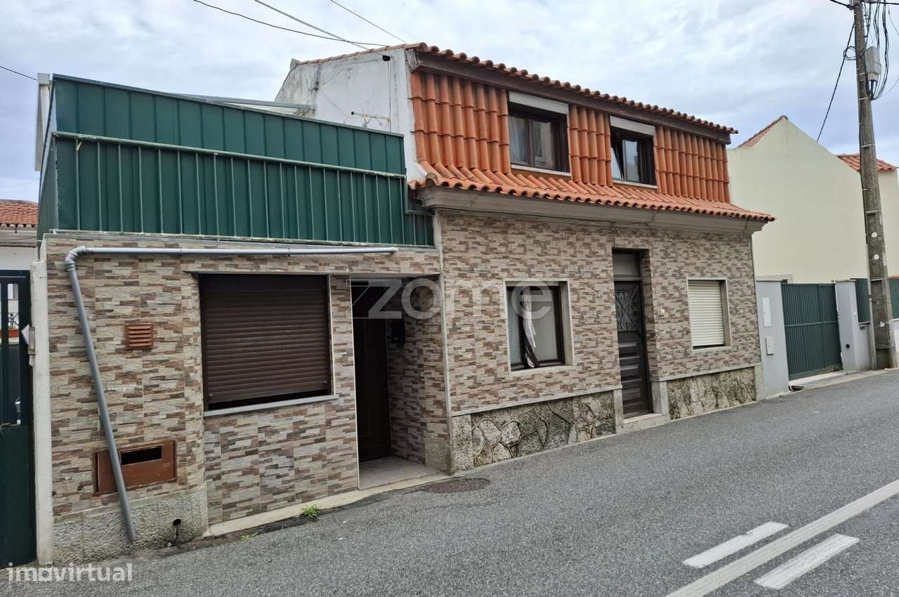 Moradia no Centro de Alcabideche – Grande Potencial de Renovação! - Grande imagem: 4/11