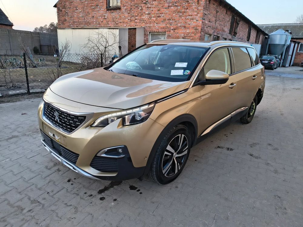 Peugeot 5008 II 2018