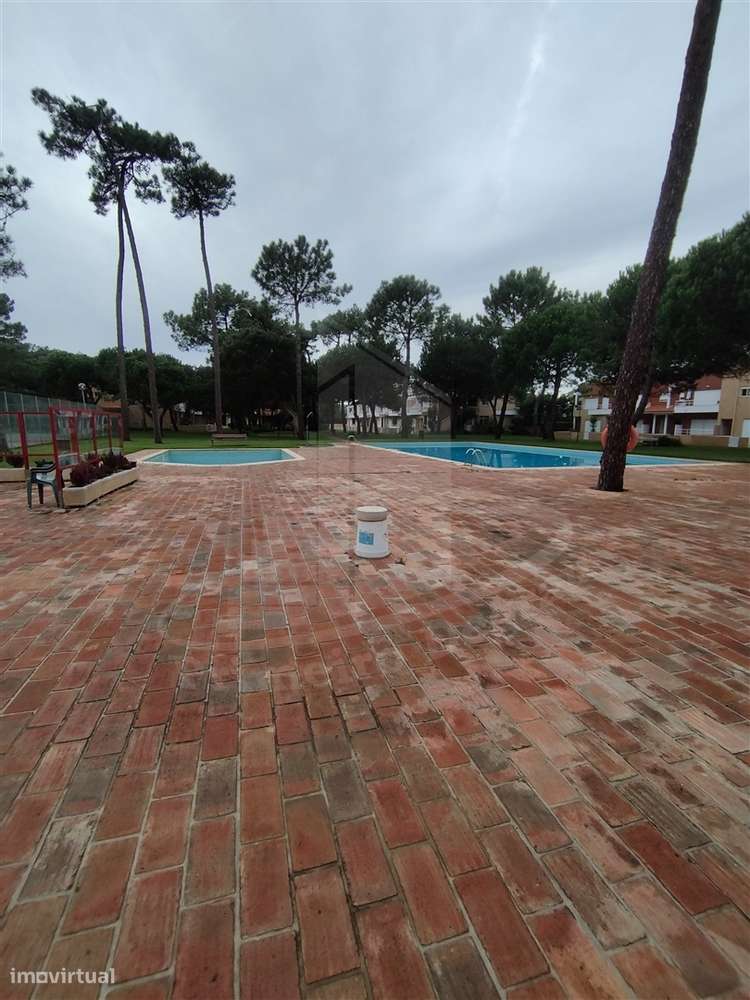 Apartamento T2+1 com mezanino em condomínio fechado – Aldeamento Liris-3