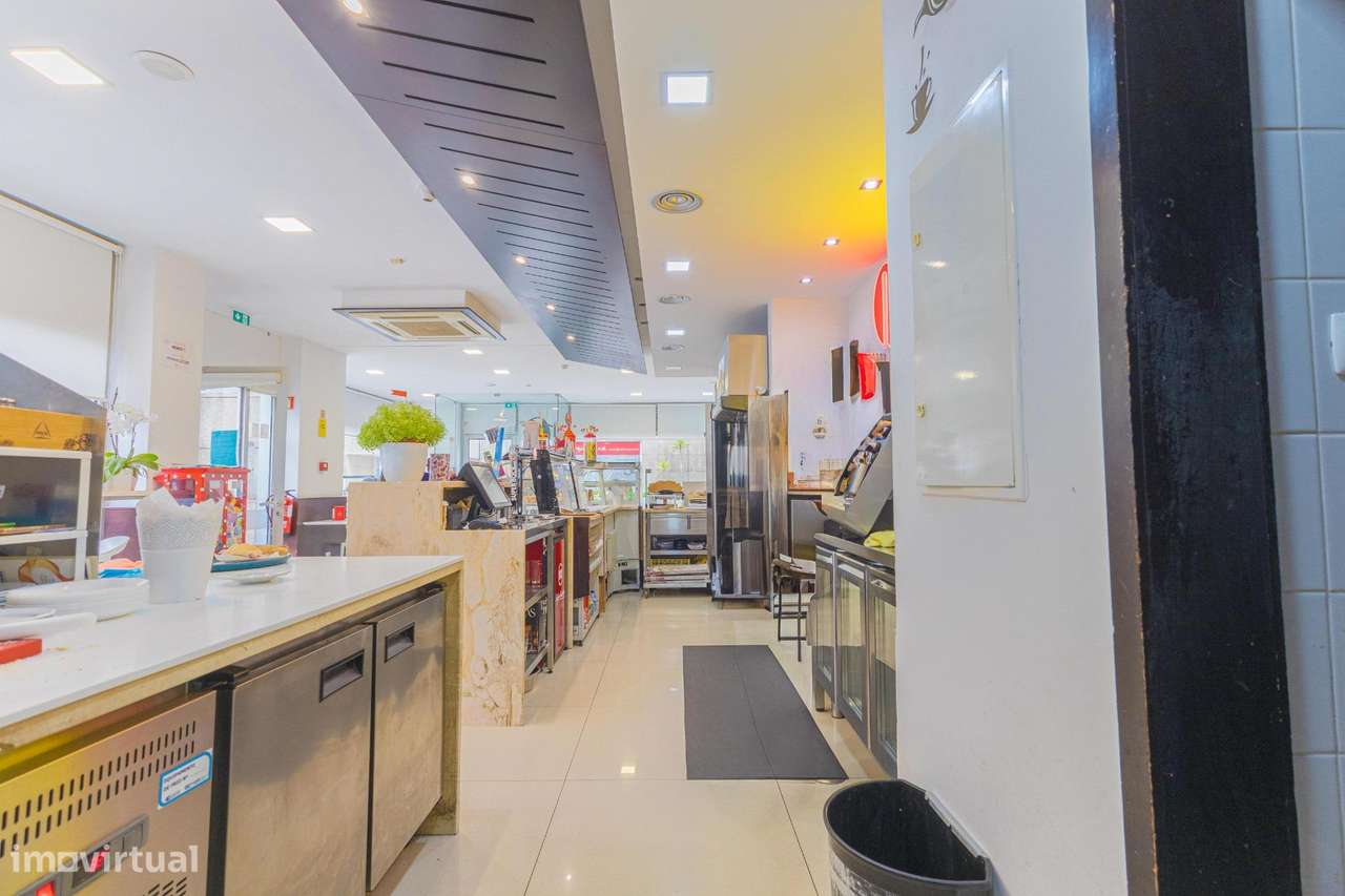 Trespasse de Confeitaria/Pastelaria – Excelente Localização e... - Grande imagem: 5/18