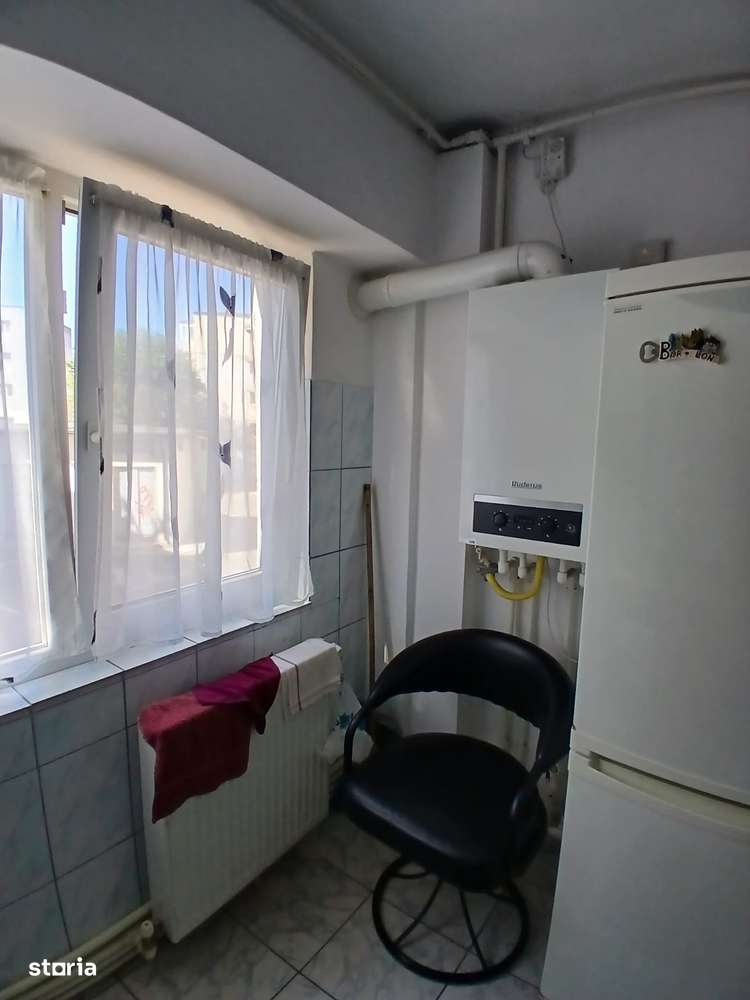 zona CET! 3 camere,dec, 68 mp balcon, mobilat, utilat.-7