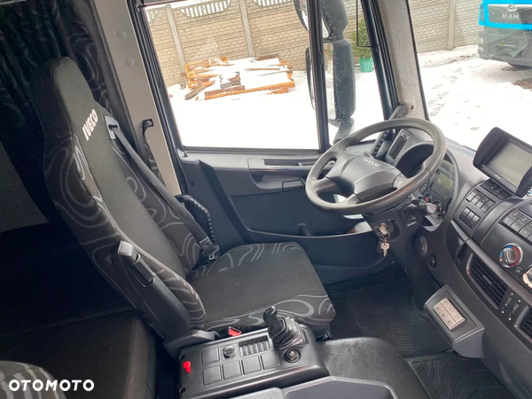 Iveco Eurocargo 180E32 / Euro 6 / Glob / Izoterma / Winda / - 29