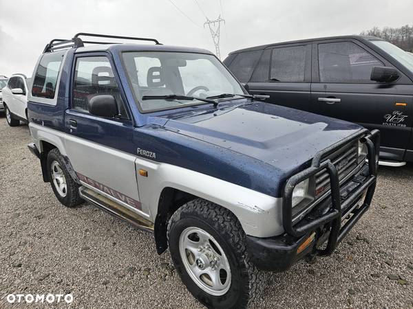 Daihatsu Feroza - 2