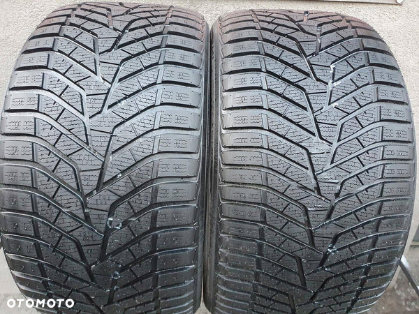 315/35R21 Yokohama Bluearth Winter V905 111W para opon zima - 1