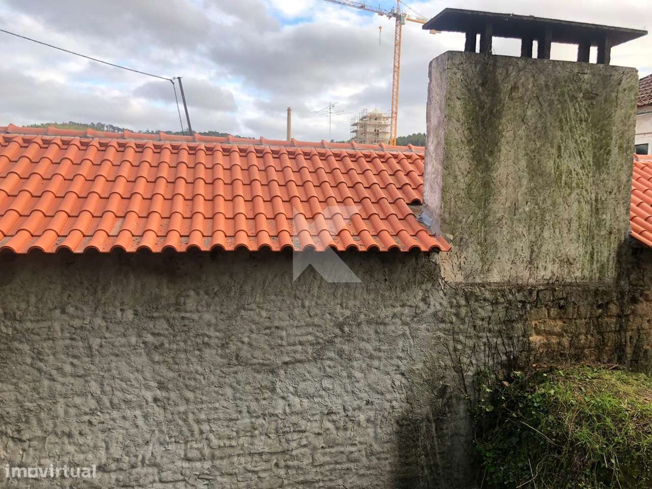 Moradia T7 em Coimbra para restaurar-11