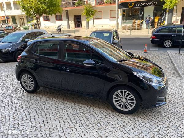 Peugeot 208 1.6 BlueHDi Active - 18