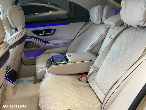 Mercedes-Benz S 400 d 4MATIC Long Aut - 18