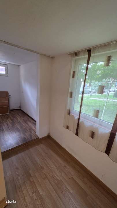 Apartament 2 camere de vanzare – Micro 15, Aleea Ozana - Imagine principală: 4/10