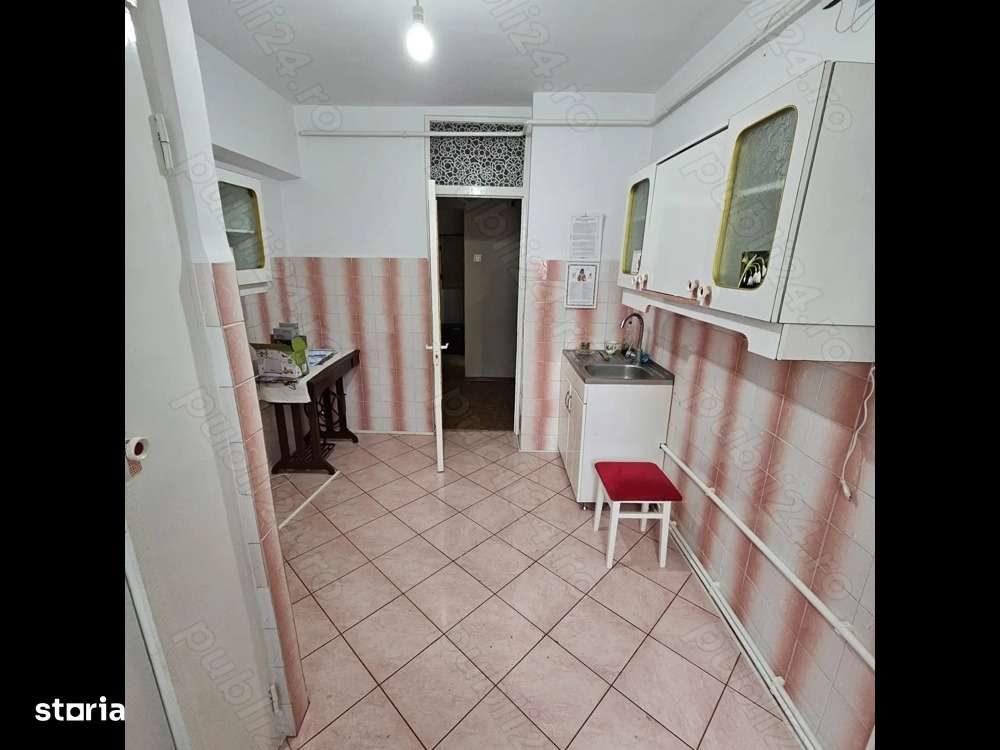 Vanzare, apartament 3 camere, decomandat, 68 mp, Galati, zona IREG-3
