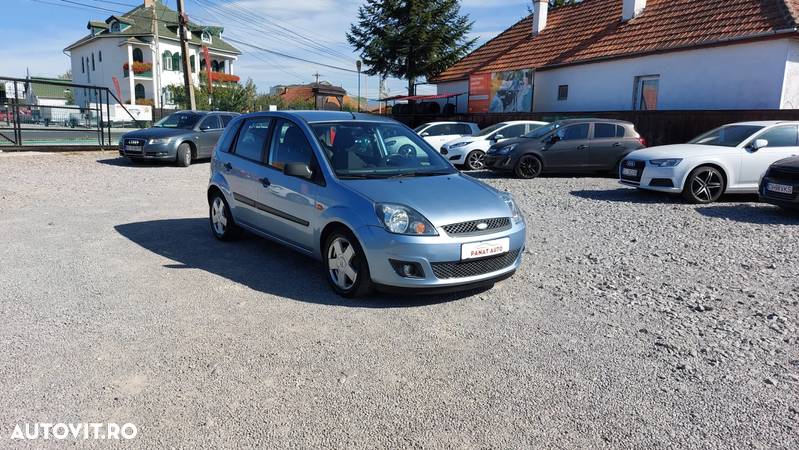 Ford Fiesta 1.3i Comfort - 3