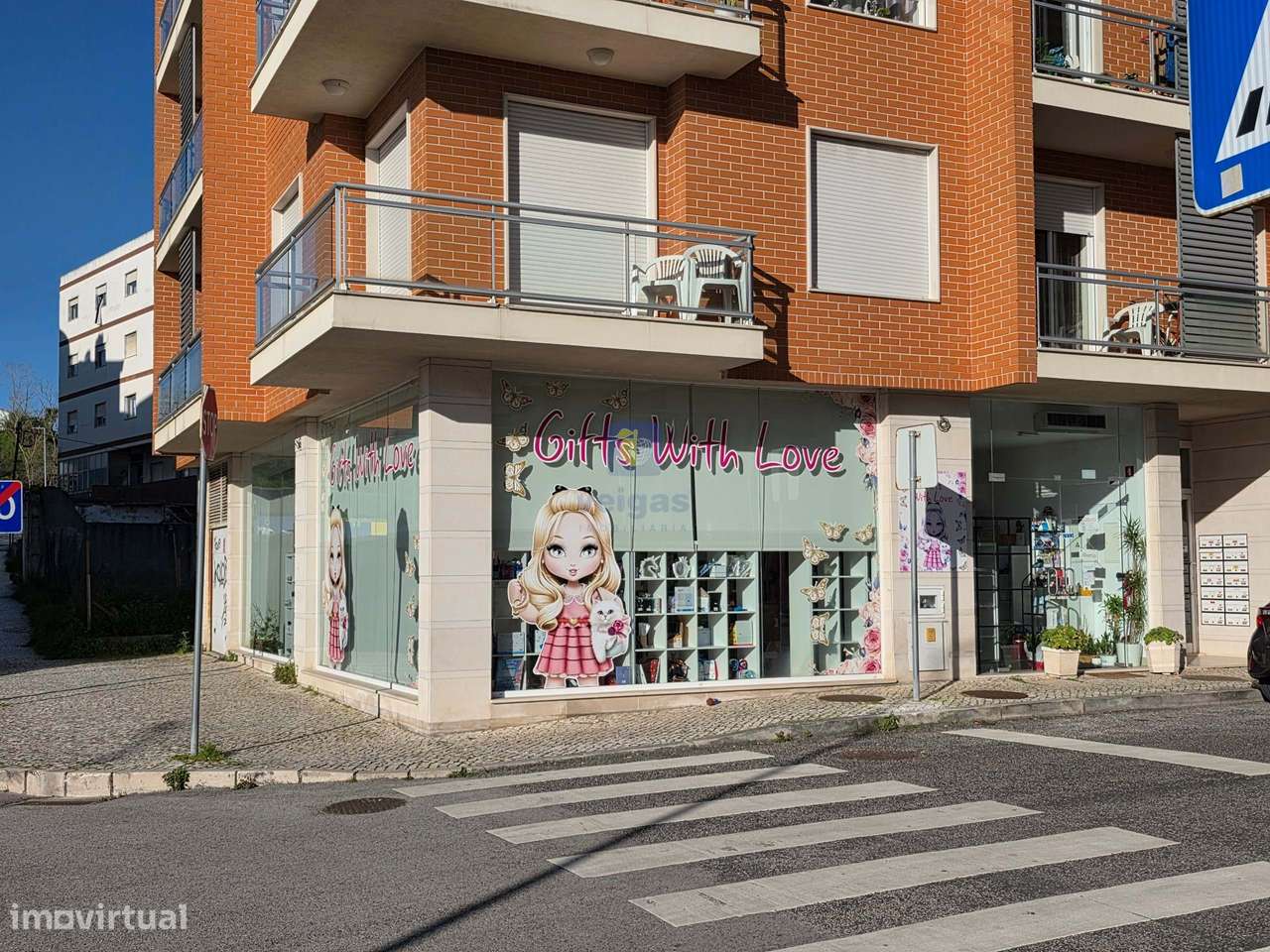 Espaço Comercial com 82m2 na Rua Cidade de Abrandes, junto à Universid - Grande imagem: 5/6