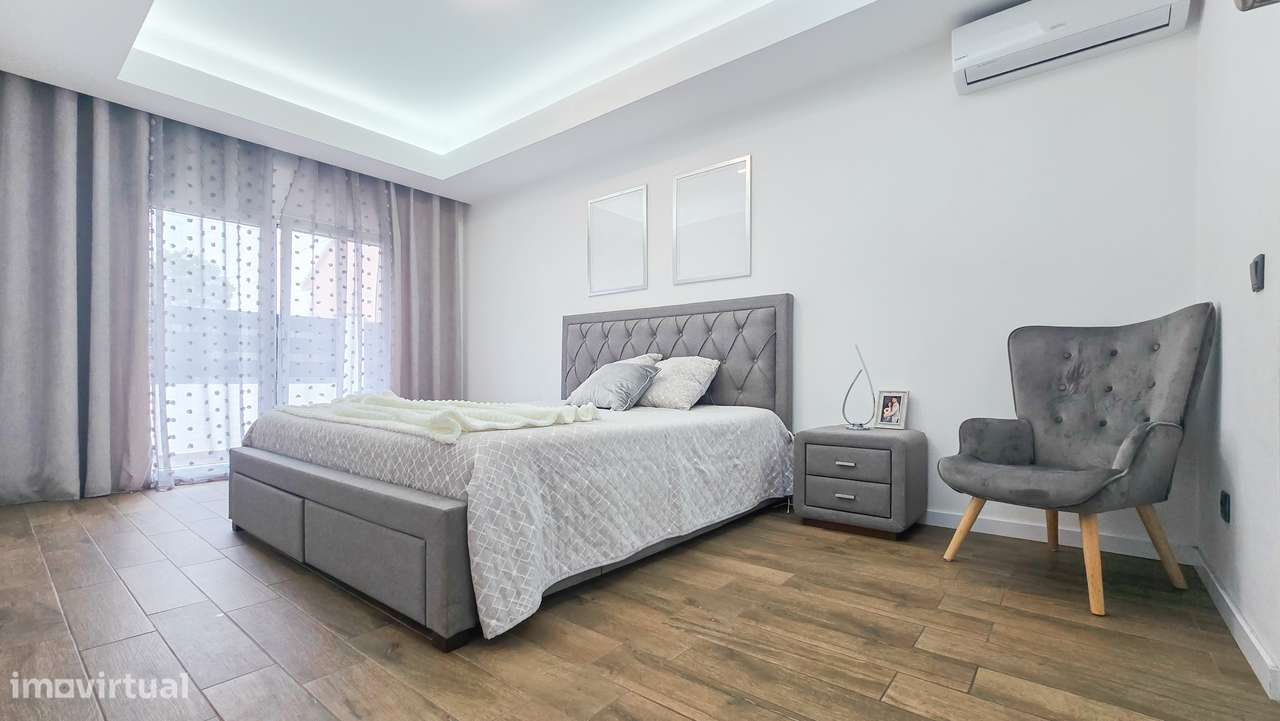 Moradia isolada de 3+2 assoalhadas - Garagem e espaço para piscina-8