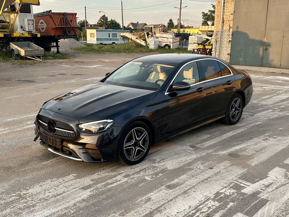 Mercedes-Benz E W213 (2016-2023) 220 d 4-Matic 2023