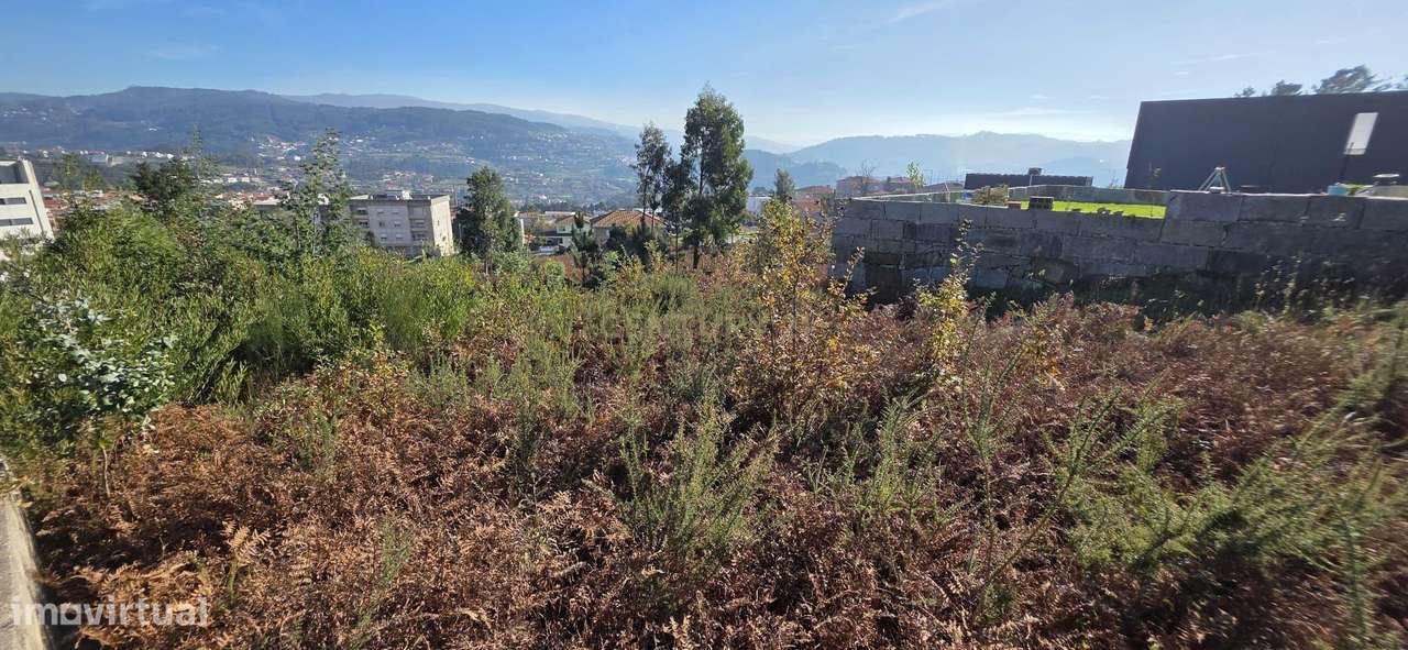 Terreno com viabilidade de construção em Alpendorada-7