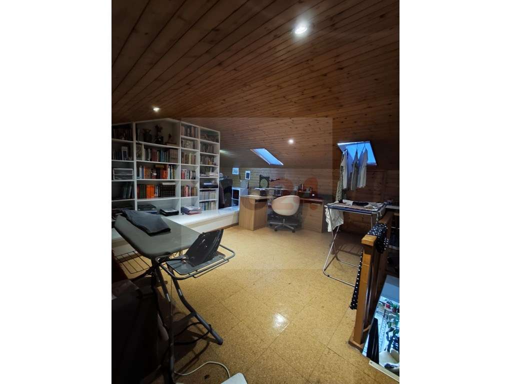 Apartamento T2 + 1 no Centro Queluz 4 Caminhos-5