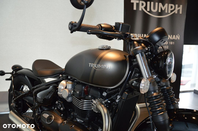 Triumph Bonneville - 10