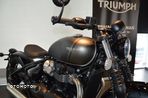 Triumph Bonneville - 10