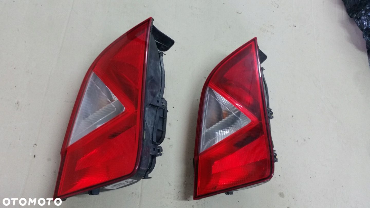 LAMPA PRAWY lub LEWY TYŁ SEAT MII 1SL945096H - 1