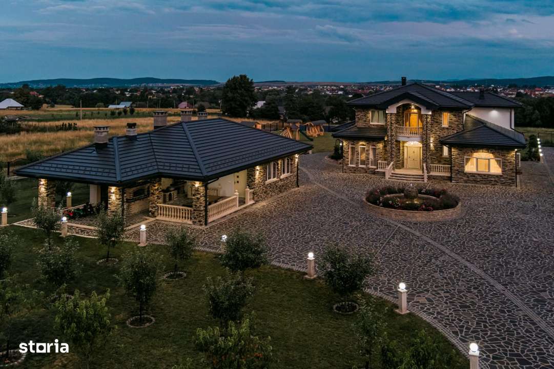 Casa exclusivista cu arhitectura unica, 320mp utili, Horodnic de Sus, - Imagine principală: 5/19