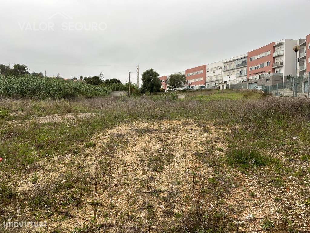 Terreno urbano para construção de 2 prédios em Arcena - Grande imagem: 4/12