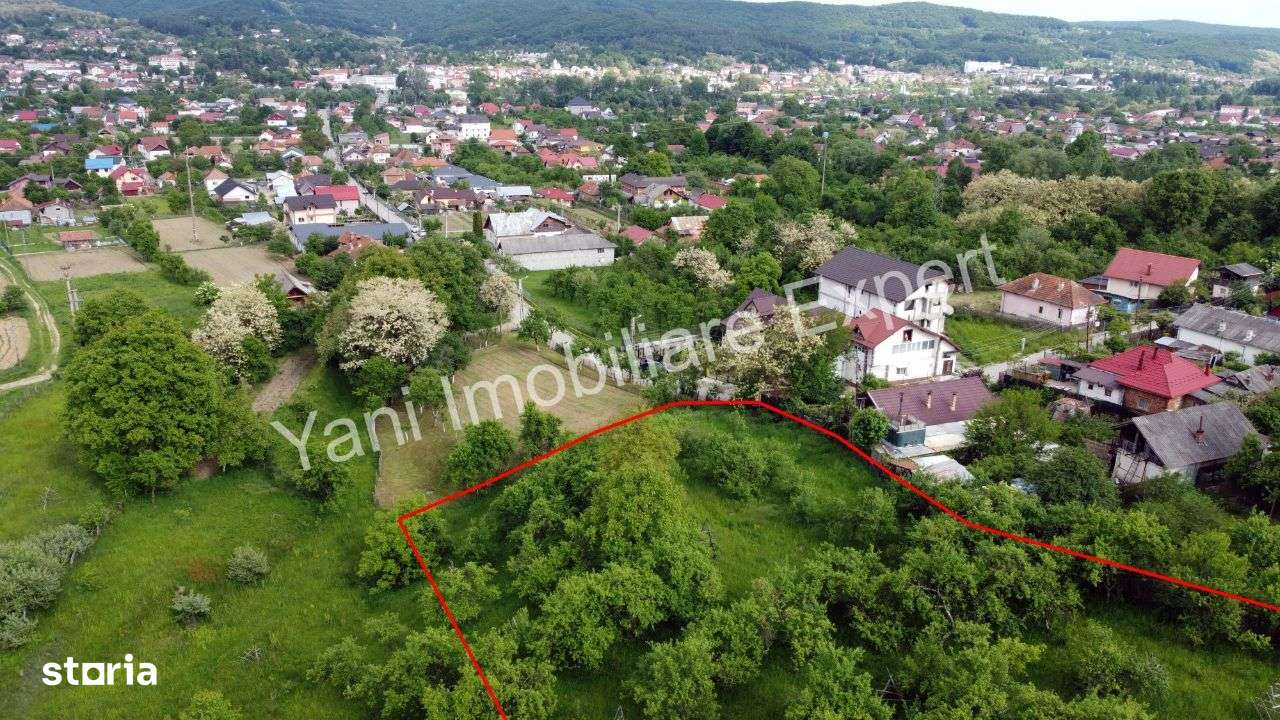 Teren de vânzare în Curtea de Argeș, cartier Marina ( 2611 mp ) - Imagine principală: 4/14