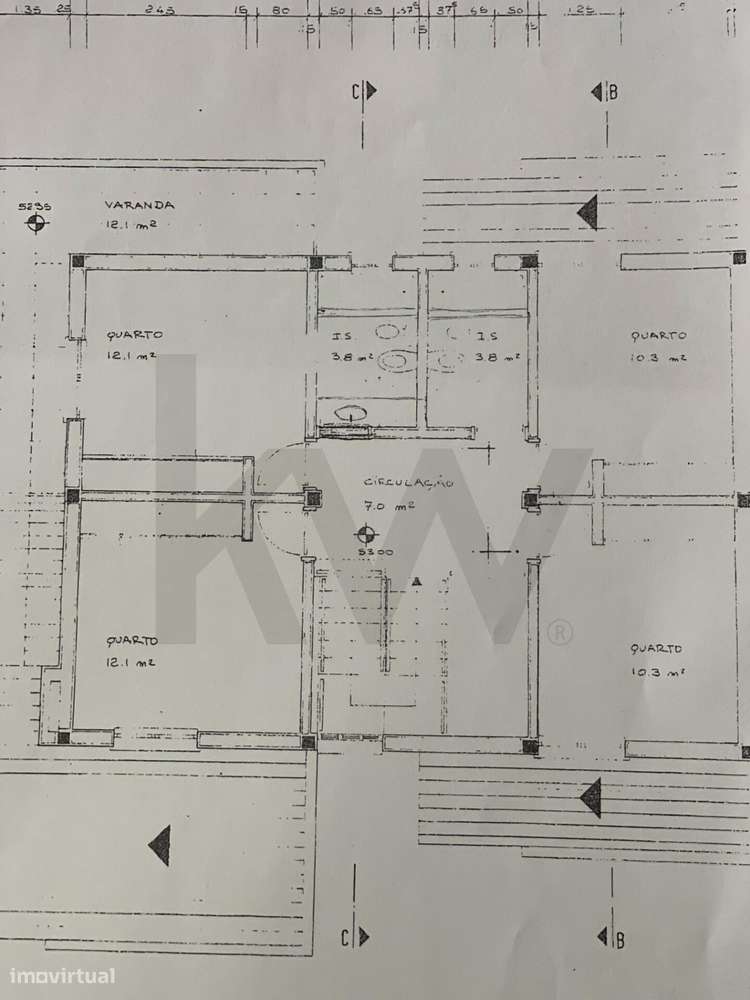Moradia T4+1 com Piscina Coberta, Jardim e Churrasqueira em Alcoitão,-53