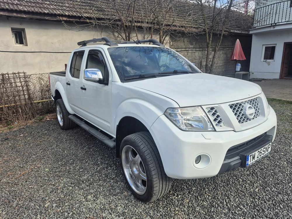 Nissan Navara II [2005 - 2015] 2.5 dCi DPF 4X4 Double Cab LE Aut. 2011
