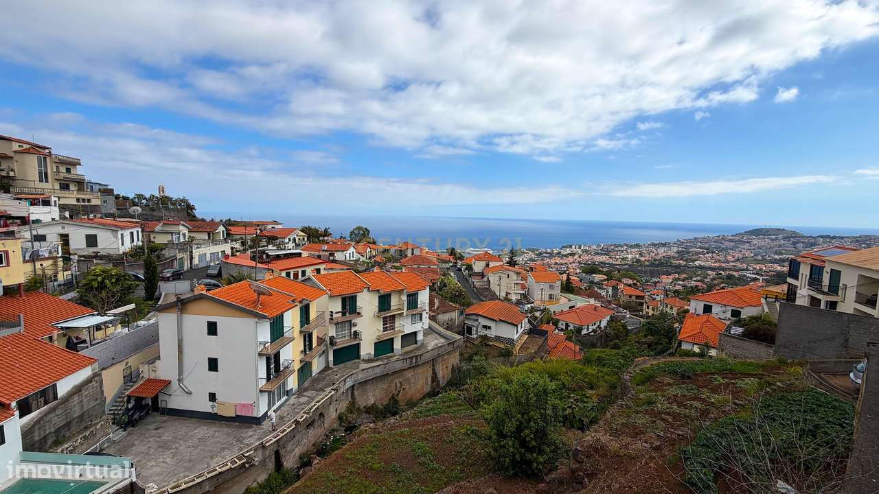 Moradia Tradicional para Recuperar com 2.300m² de Terreno | Livramento-9