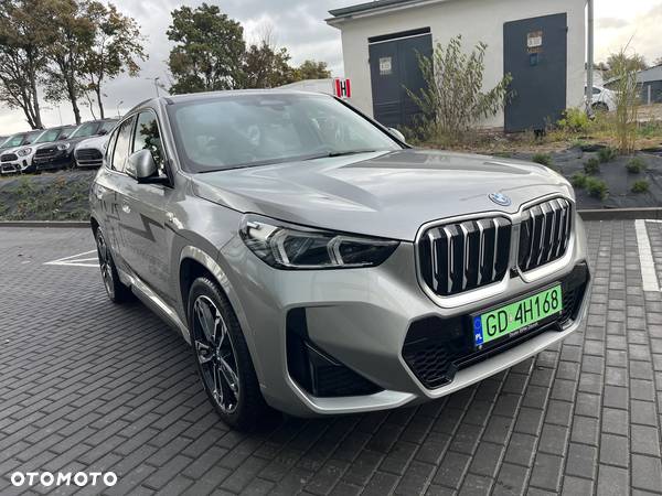 BMW iX1 xDrive30 M Sport - 3