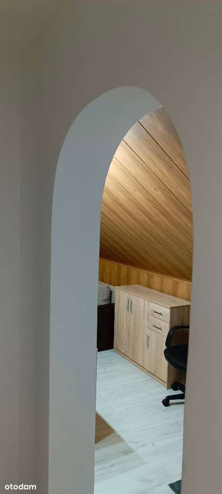 malutkie mieszkanie, świetna lokalizacja-6