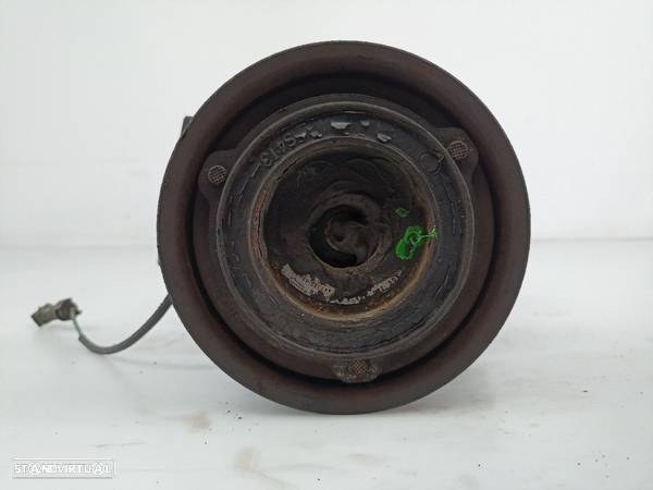 Compressor Do Ac Volkswagen Passat Variant (3B6) - 4