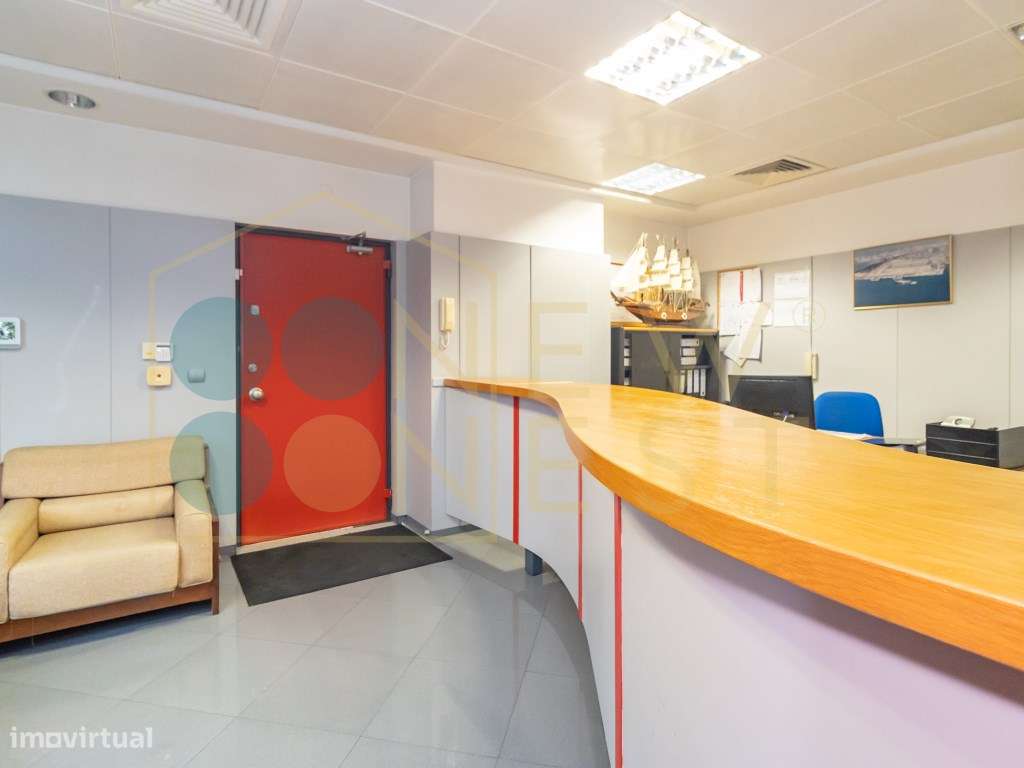 Escritório amplo com terraço de 77m2 na baixa de Setúbal, com possi...-3