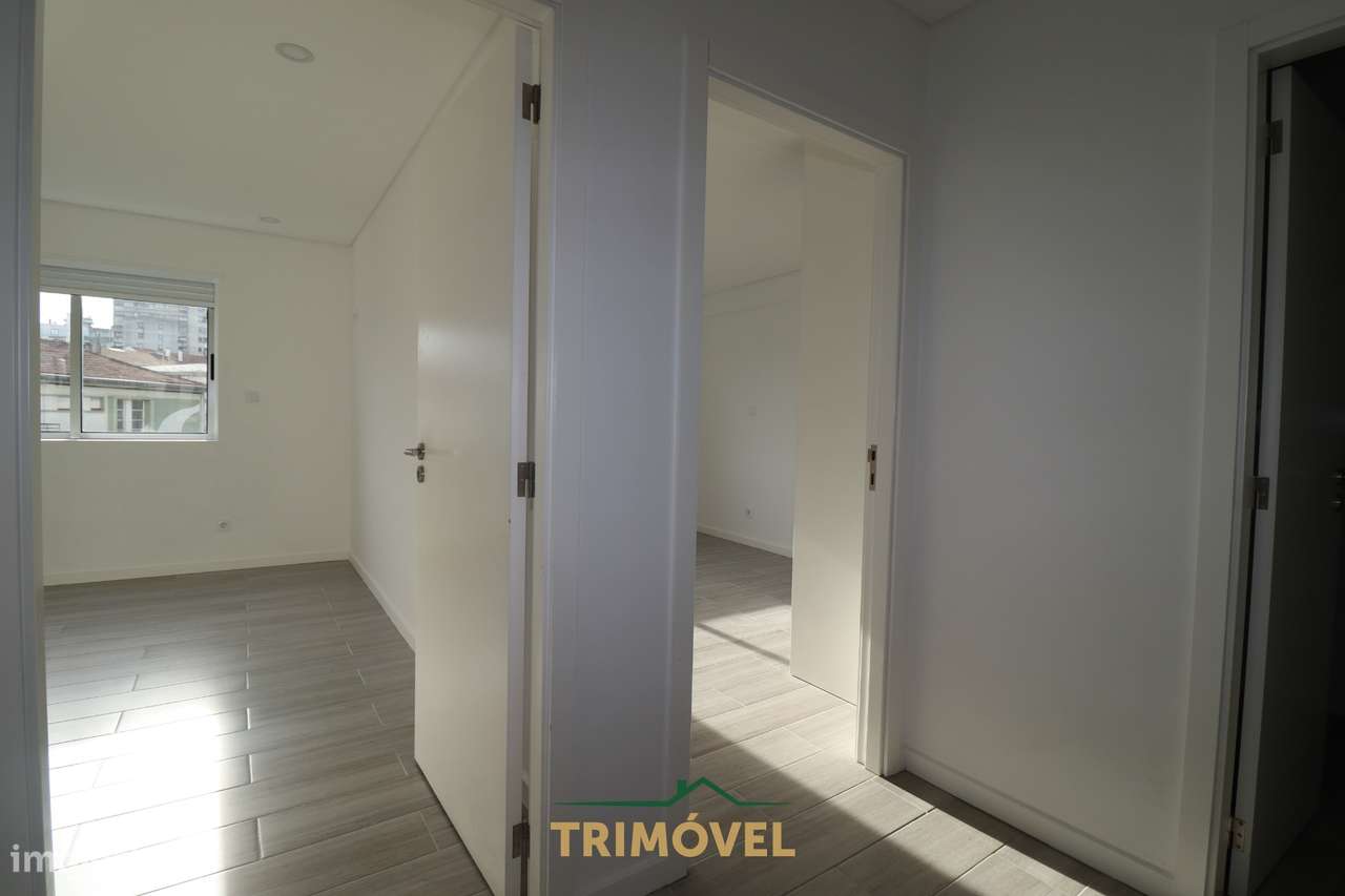 Apartamento T3 Venda em São João da Madeira,São João da Madeira-9