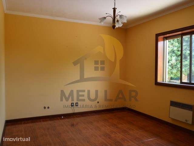Moradia T4 + 2 Independe São Roque-19